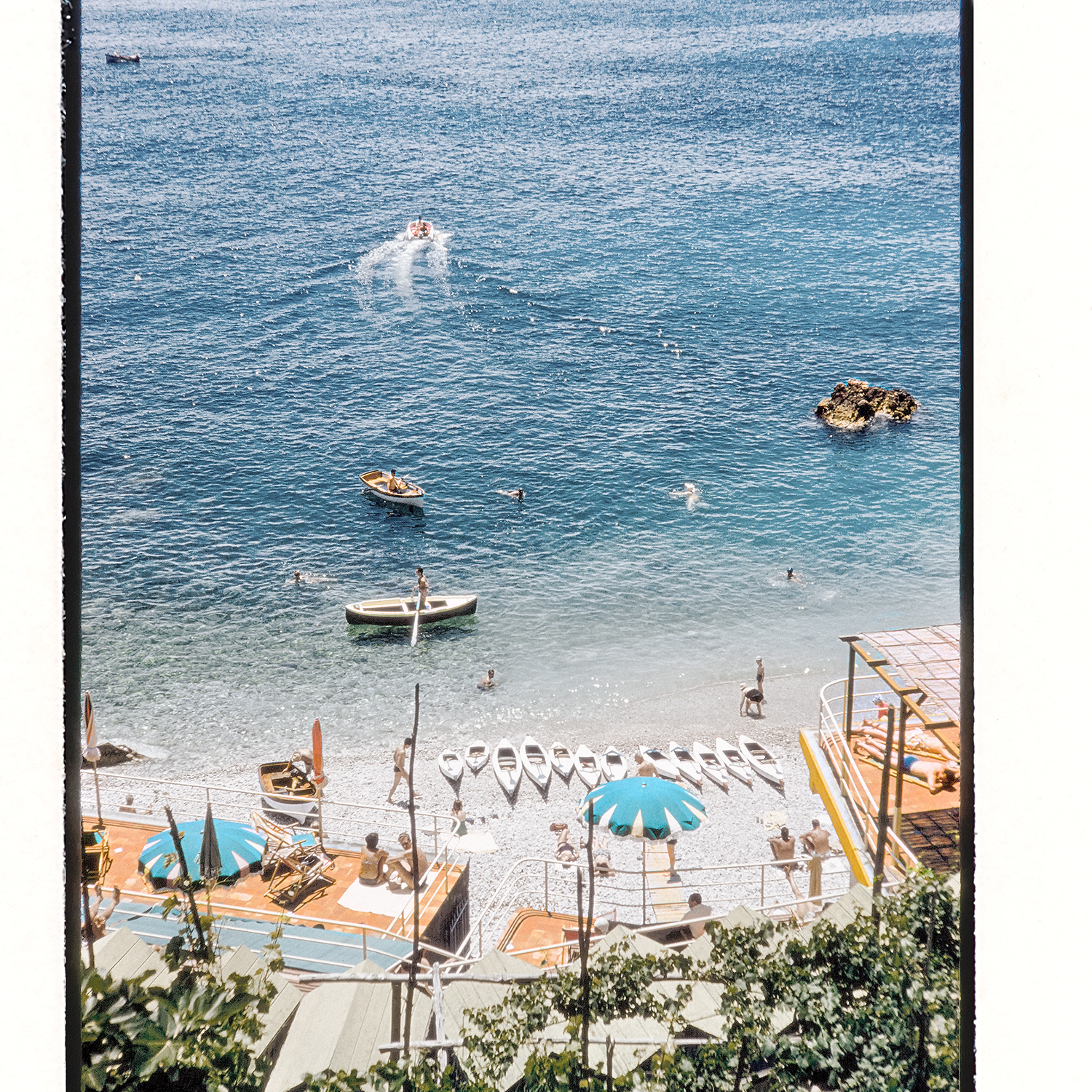 toni frissell slides capri detail shot 1